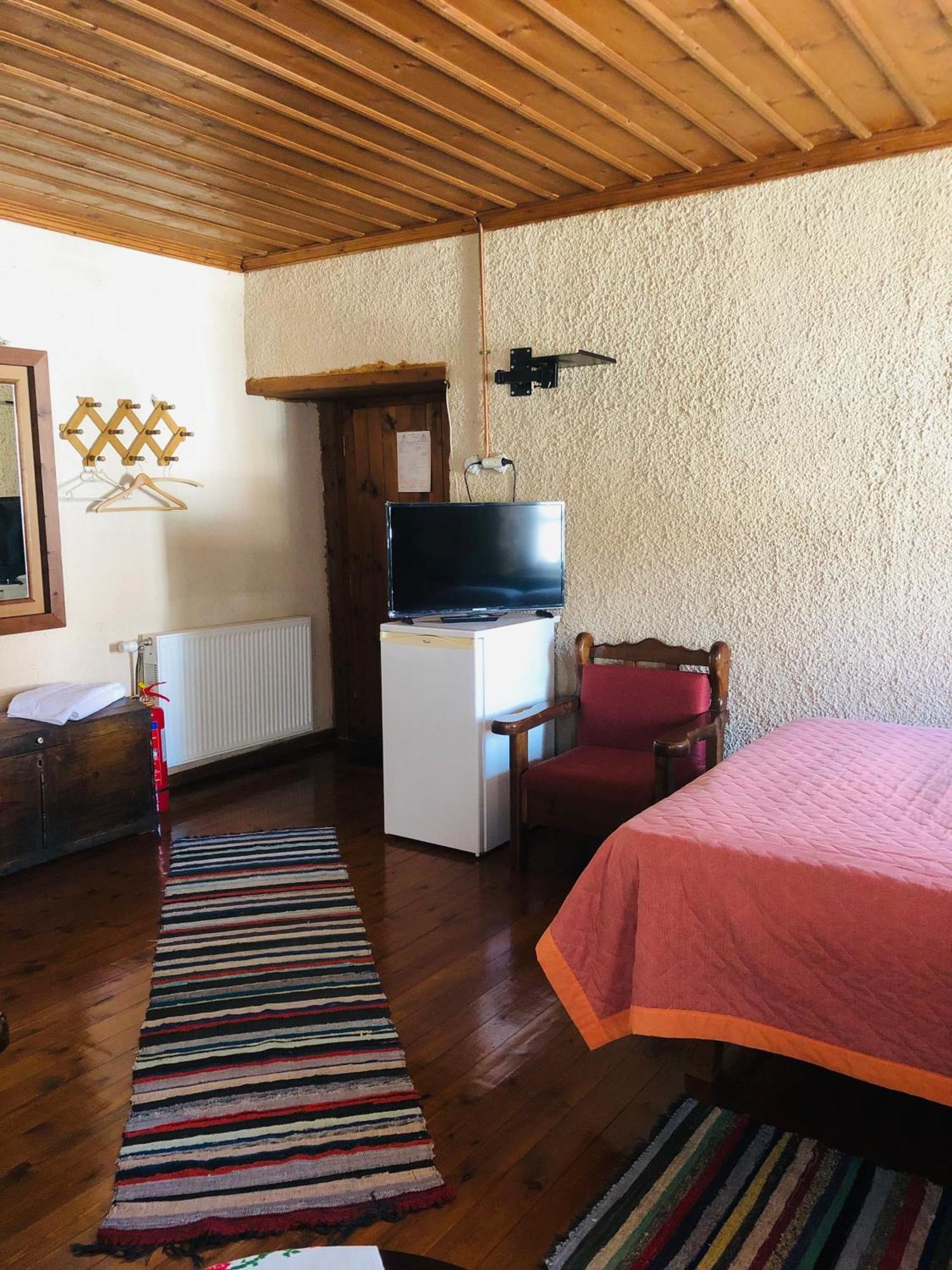 Χαγιάτι Hotel Psarades Luaran gambar